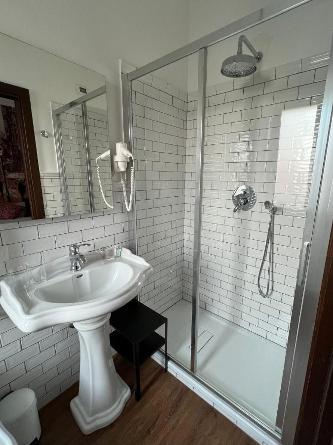 Guest House Le Gemelle Vagabonde Fiumicino Ngoại thất bức ảnh